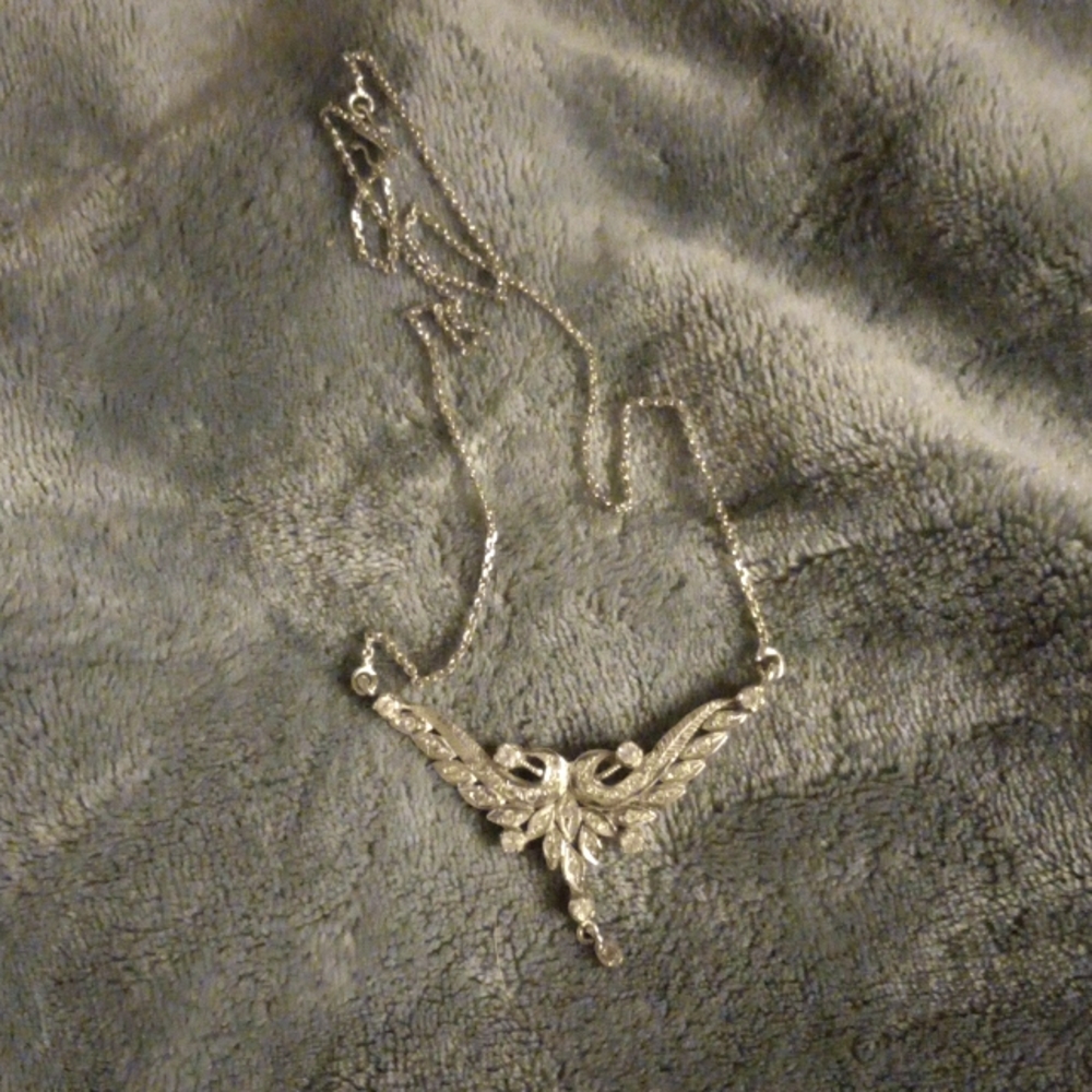 Butiful fake Dimond  necklace